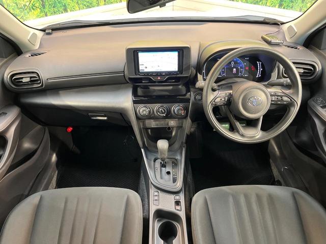 ヤリスクロス X セーフティセンス SDナビ Bluetooth バックカメラ レーダークルーズ ドラレコ クリアランスソナー オートハイビーム ETC車載器 ステリングスイッチ スマートキー ワンオーナー 禁煙車(2枚目)