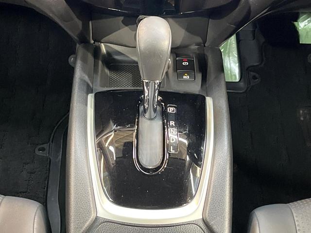 エクストレイル ２０Ｘｉ　４ＷＤ　衝突軽減　純正９型ナビ　全周囲カメラ　プロパイロット　パワーバックドア　デジタルミラー　ＥＴＣ　ドラレコ　ＬＥＤヘッド　純正１８アルミ　Ｂｌｕｅｔｏｏｔｈ　ダウンヒルアシスト　禁煙車（21枚目）