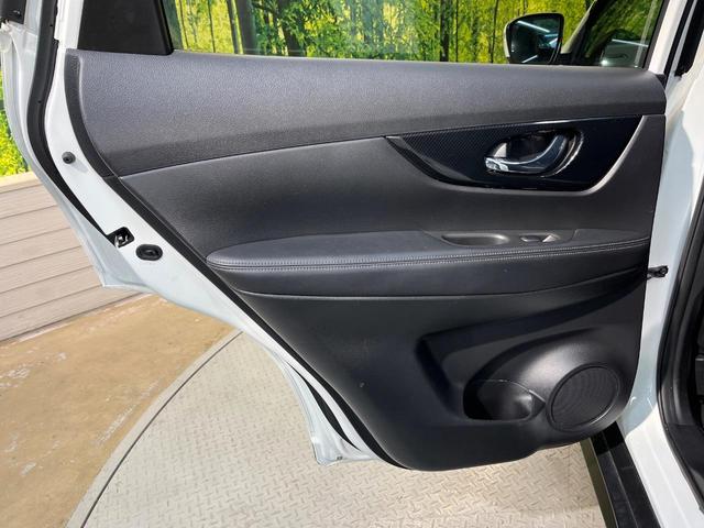 エクストレイル ２０Ｘｉ　４ＷＤ　衝突軽減　純正９型ナビ　全周囲カメラ　プロパイロット　パワーバックドア　デジタルミラー　ＥＴＣ　ドラレコ　ＬＥＤヘッド　純正１８アルミ　Ｂｌｕｅｔｏｏｔｈ　ダウンヒルアシスト　禁煙車（44枚目）