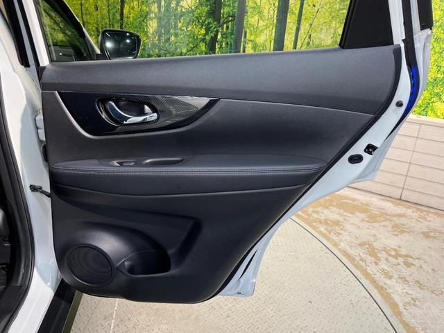 エクストレイル ２０Ｘｉ　４ＷＤ　衝突軽減　純正９型ナビ　全周囲カメラ　プロパイロット　パワーバックドア　デジタルミラー　ＥＴＣ　ドラレコ　ＬＥＤヘッド　純正１８アルミ　Ｂｌｕｅｔｏｏｔｈ　ダウンヒルアシスト　禁煙車（45枚目）