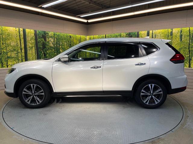 エクストレイル ２０Ｘｉ　４ＷＤ　衝突軽減　純正９型ナビ　全周囲カメラ　プロパイロット　パワーバックドア　デジタルミラー　ＥＴＣ　ドラレコ　ＬＥＤヘッド　純正１８アルミ　Ｂｌｕｅｔｏｏｔｈ　ダウンヒルアシスト　禁煙車（56枚目）