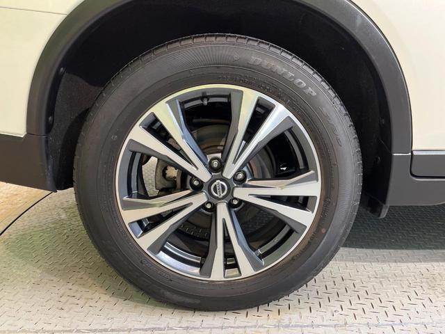 エクストレイル ２０Ｘｉ　４ＷＤ　衝突軽減　純正９型ナビ　全周囲カメラ　プロパイロット　パワーバックドア　デジタルミラー　ＥＴＣ　ドラレコ　ＬＥＤヘッド　純正１８アルミ　Ｂｌｕｅｔｏｏｔｈ　ダウンヒルアシスト　禁煙車（64枚目）
