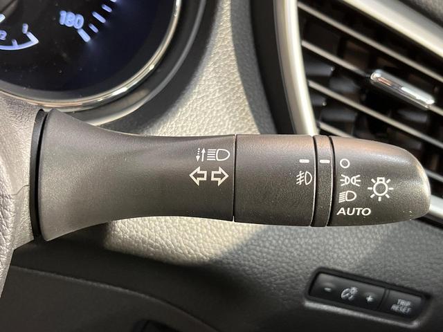 エクストレイル ２０Ｘ　エマージェンシーブレーキパッケージ　４ＷＤ　衝突軽減ブレーキ　メーカーナビ　全周囲カメラ　クリアランスソナー　デジタルミラー　シートヒーター　ＥＴＣ　ＬＥＤヘッド　純正１７アルミ　ステアリングスイッチ　ワンオーナー　禁煙車（35枚目）