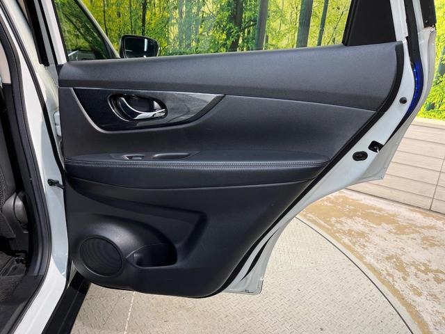 エクストレイル ２０Ｘ　エマージェンシーブレーキパッケージ　４ＷＤ　衝突軽減ブレーキ　メーカーナビ　全周囲カメラ　クリアランスソナー　デジタルミラー　シートヒーター　ＥＴＣ　ＬＥＤヘッド　純正１７アルミ　ステアリングスイッチ　ワンオーナー　禁煙車（43枚目）