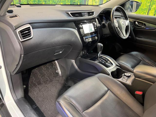 エクストレイル ２０Ｘ　エマージェンシーブレーキパッケージ　４ＷＤ　衝突軽減ブレーキ　メーカーナビ　全周囲カメラ　クリアランスソナー　デジタルミラー　シートヒーター　ＥＴＣ　ＬＥＤヘッド　純正１７アルミ　ステアリングスイッチ　ワンオーナー　禁煙車（47枚目）