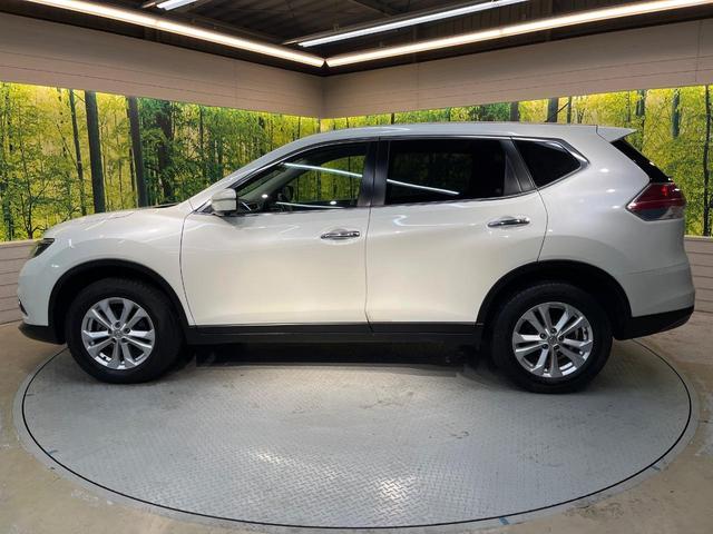 エクストレイル ２０Ｘ　エマージェンシーブレーキパッケージ　４ＷＤ　衝突軽減ブレーキ　メーカーナビ　全周囲カメラ　クリアランスソナー　デジタルミラー　シートヒーター　ＥＴＣ　ＬＥＤヘッド　純正１７アルミ　ステアリングスイッチ　ワンオーナー　禁煙車（54枚目）