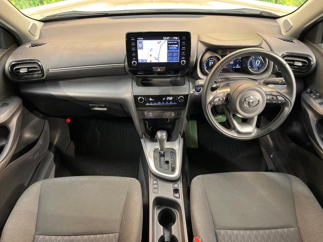 ヤリスクロス G セーフティセンス LEDヘッド 純正8型ディスプレイオーディオ ナビキット付き 全周囲カメラ レーダークルーズ スマートキー オートハイビーム 純正16アルミ 革巻きステリング ステアリングスイッチ(2枚目)