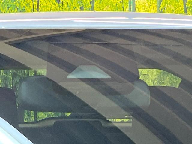 ヤリスクロス G セーフティセンス LEDヘッド 純正8型ディスプレイオーディオ ナビキット付き 全周囲カメラ レーダークルーズ スマートキー オートハイビーム 純正16アルミ 革巻きステリング ステアリングスイッチ(5枚目)