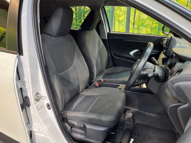 ヤリスクロス G セーフティセンス LEDヘッド 純正8型ディスプレイオーディオ ナビキット付き 全周囲カメラ レーダークルーズ スマートキー オートハイビーム 純正16アルミ 革巻きステリング ステアリングスイッチ(10枚目)