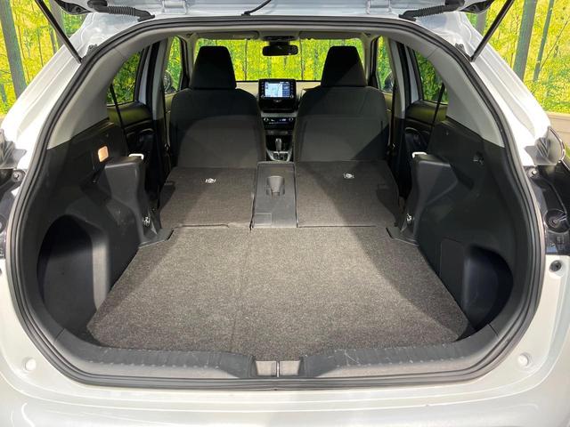 ヤリスクロス G セーフティセンス LEDヘッド 純正8型ディスプレイオーディオ ナビキット付き 全周囲カメラ レーダークルーズ スマートキー オートハイビーム 純正16アルミ 革巻きステリング ステアリングスイッチ(12枚目)