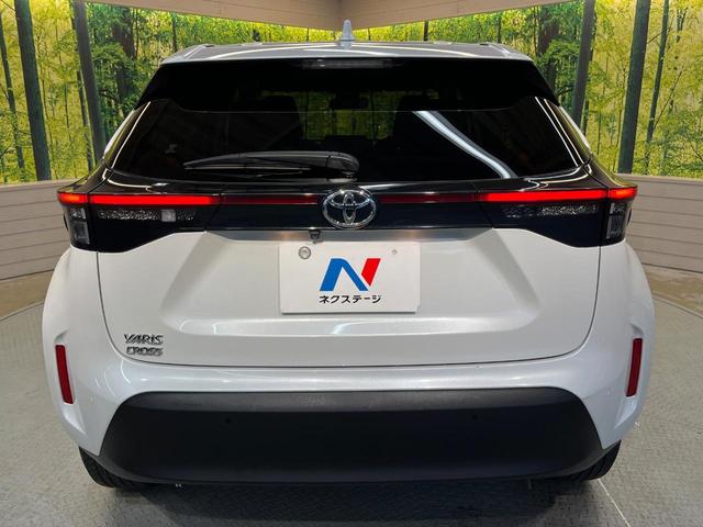 ヤリスクロス G セーフティセンス LEDヘッド 純正8型ディスプレイオーディオ ナビキット付き 全周囲カメラ レーダークルーズ スマートキー オートハイビーム 純正16アルミ 革巻きステリング ステアリングスイッチ(16枚目)