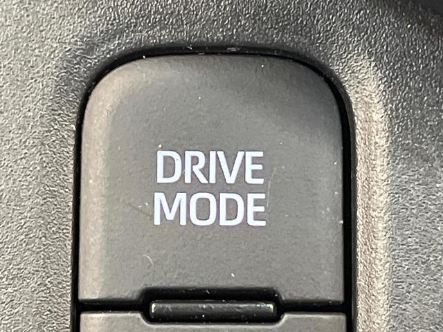 ヤリスクロス G セーフティセンス LEDヘッド 純正8型ディスプレイオーディオ ナビキット付き 全周囲カメラ レーダークルーズ スマートキー オートハイビーム 純正16アルミ 革巻きステリング ステアリングスイッチ(28枚目)