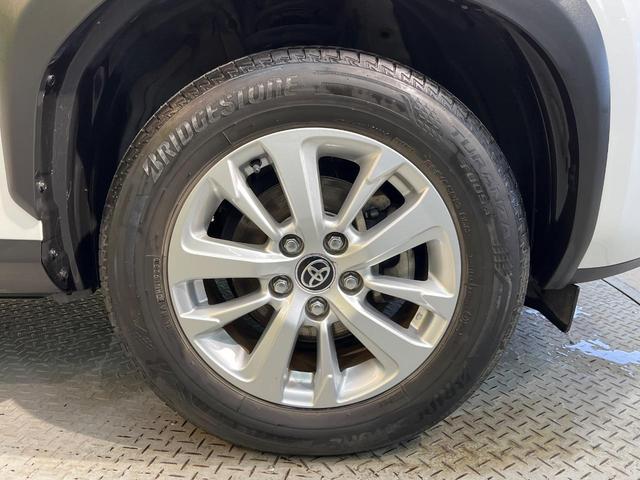 ヤリスクロス G セーフティセンス LEDヘッド 純正8型ディスプレイオーディオ ナビキット付き 全周囲カメラ レーダークルーズ スマートキー オートハイビーム 純正16アルミ 革巻きステリング ステアリングスイッチ(56枚目)