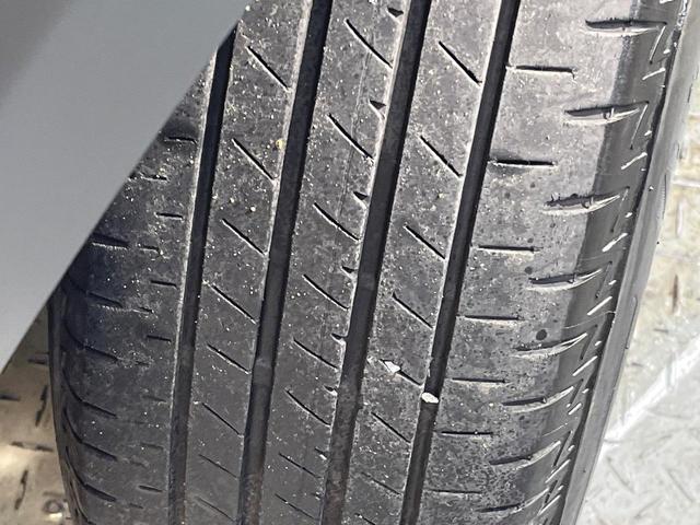 ヤリスクロス G セーフティセンス LEDヘッド 純正8型ディスプレイオーディオ ナビキット付き 全周囲カメラ レーダークルーズ スマートキー オートハイビーム 純正16アルミ 革巻きステリング ステアリングスイッチ(60枚目)