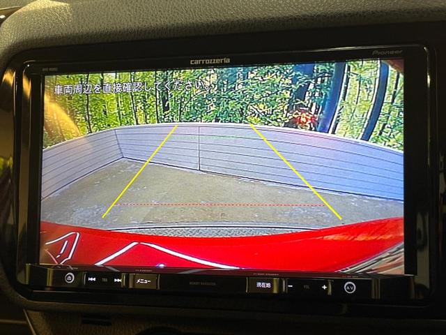 ヴィッツ ジュエラ　セーフティセンス　オプションＬＥＤ　９型ナビ　バックカメラ　クリアランスソナー　スマートキー　ドラレコ　Ｂｌｕｅｔｏｏｔｈ　オプション純正１５アルミ　ステアリングスイッチ　ワンオーナー　禁煙車（4枚目）