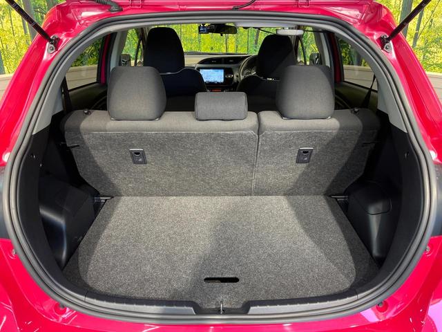 ヴィッツ ジュエラ　セーフティセンス　オプションＬＥＤ　９型ナビ　バックカメラ　クリアランスソナー　スマートキー　ドラレコ　Ｂｌｕｅｔｏｏｔｈ　オプション純正１５アルミ　ステアリングスイッチ　ワンオーナー　禁煙車（50枚目）