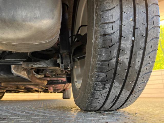 ヴィッツ ジュエラ　セーフティセンス　オプションＬＥＤ　９型ナビ　バックカメラ　クリアランスソナー　スマートキー　ドラレコ　Ｂｌｕｅｔｏｏｔｈ　オプション純正１５アルミ　ステアリングスイッチ　ワンオーナー　禁煙車（63枚目）