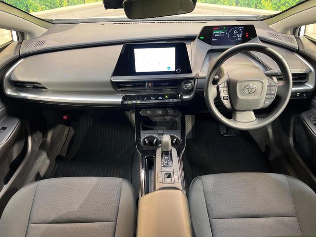 プリウス X セーフティセンス 純正8型ディスプレイオーディオ バックカメラ クリアランスソナー レーダークルーズ ブラインドスポットモニター ドラレコ ETC2.0 LEDヘッド 革巻きステリング 禁煙車(2枚目)