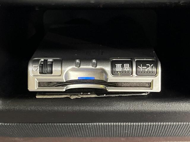 スペイド F 純正ナビ バックカメラ スマートキー 電動ドア ステアリングスイッチ ETC車載器 エアコン 電動格納ミラー パワーウィンドウ ブラウンインテリア ワンオーナー 禁煙車(7枚目)