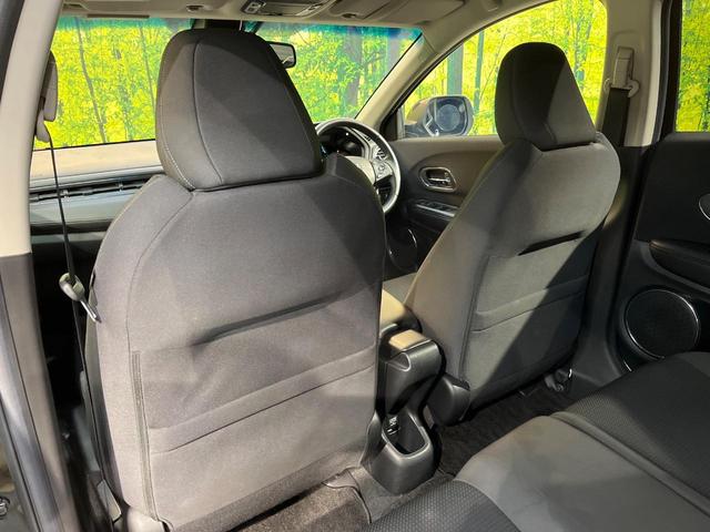 ヴェゼル ハイブリッドＸ・ホンダセンシング　ホンダセンシング　純正８型ナビ　バックカメラ　アダプティブクルーズ　タッチパネル式オートエアコン　ＥＴＣ　革巻きステリング　ＬＥＤヘッド　純正１６アルミ　ステアリングスイッチ　車線逸脱警報　禁煙車（50枚目）