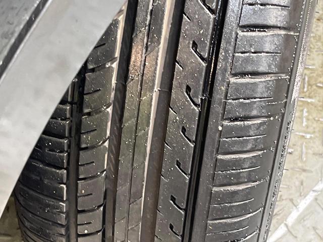 ヴェゼル ハイブリッドＸ・ホンダセンシング　ホンダセンシング　純正８型ナビ　バックカメラ　アダプティブクルーズ　タッチパネル式オートエアコン　ＥＴＣ　革巻きステリング　ＬＥＤヘッド　純正１６アルミ　ステアリングスイッチ　車線逸脱警報　禁煙車（65枚目）