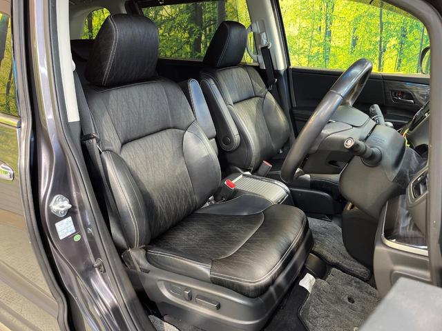 オデッセイハイブリッド ハイブリッドアブソルート・ホンダセンシングＥＸパック　ホンダセンシング　メーカーナビ　全周囲カメラ　両側電動ドア　アダプティブクルーズ　ブラインドスポットモニター　リアオートエアコン　ハーフレザー　ＬＥＤヘッド　純正１７アルミ　ＥＴＣ　禁煙車（10枚目）