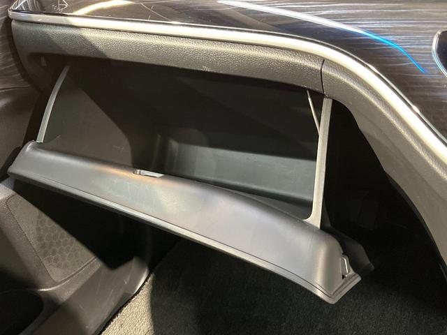 オデッセイハイブリッド ハイブリッドアブソルート・ホンダセンシングＥＸパック　ホンダセンシング　メーカーナビ　全周囲カメラ　両側電動ドア　アダプティブクルーズ　ブラインドスポットモニター　リアオートエアコン　ハーフレザー　ＬＥＤヘッド　純正１７アルミ　ＥＴＣ　禁煙車（40枚目）