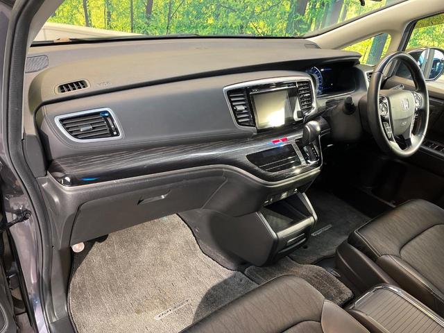 オデッセイハイブリッド ハイブリッドアブソルート・ホンダセンシングＥＸパック　ホンダセンシング　メーカーナビ　全周囲カメラ　両側電動ドア　アダプティブクルーズ　ブラインドスポットモニター　リアオートエアコン　ハーフレザー　ＬＥＤヘッド　純正１７アルミ　ＥＴＣ　禁煙車（49枚目）