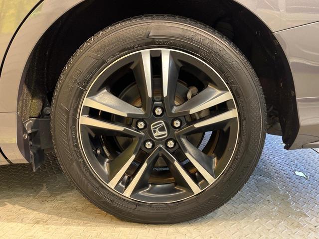 オデッセイハイブリッド ハイブリッドアブソルート・ホンダセンシングＥＸパック　ホンダセンシング　メーカーナビ　全周囲カメラ　両側電動ドア　アダプティブクルーズ　ブラインドスポットモニター　リアオートエアコン　ハーフレザー　ＬＥＤヘッド　純正１７アルミ　ＥＴＣ　禁煙車（67枚目）