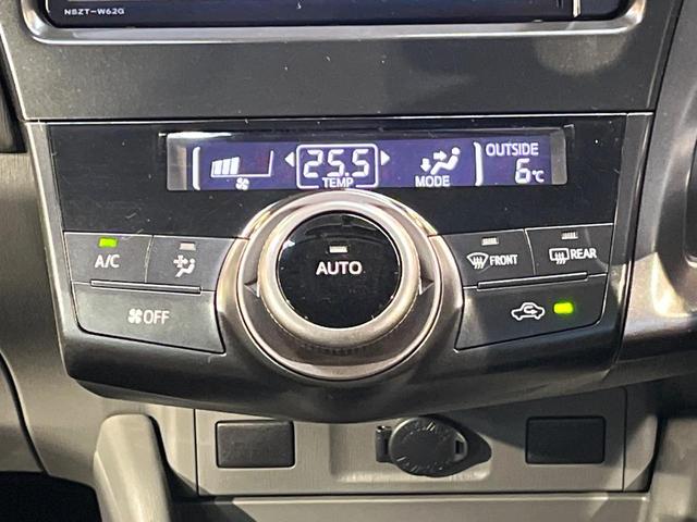 プリウスアルファ Ｓ　チューン　ブラック　純正ナビ　Ｂｌｕｅｔｏｏｔｈ　オプションＬＥＤヘッド　ＥＴＣ車載器　オートエアコン　オートライト　革巻きステリング　メッキドアハンドル　ブラックインテリア　純正１６アルミ　禁煙車（5枚目）