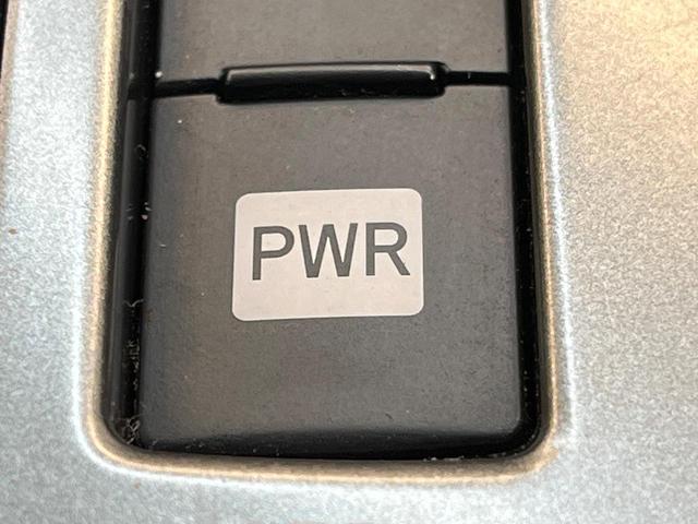 プリウスアルファ Ｓ　チューン　ブラック　純正ナビ　Ｂｌｕｅｔｏｏｔｈ　オプションＬＥＤヘッド　ＥＴＣ車載器　オートエアコン　オートライト　革巻きステリング　メッキドアハンドル　ブラックインテリア　純正１６アルミ　禁煙車（30枚目）