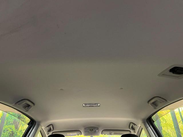 プリウスアルファ Ｓ　チューン　ブラック　純正ナビ　Ｂｌｕｅｔｏｏｔｈ　オプションＬＥＤヘッド　ＥＴＣ車載器　オートエアコン　オートライト　革巻きステリング　メッキドアハンドル　ブラックインテリア　純正１６アルミ　禁煙車（43枚目）