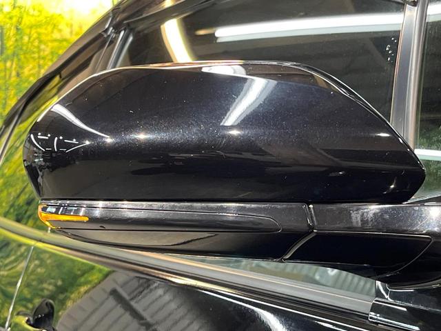 プリウスＰＨＶ Ｓナビパッケージ・ＧＲスポーツ　セーフティセンス　メーカー１１．３インチナビ　バックカメラ　レーダークルーズ　シートヒーター　ＥＴＣ　ハーフレザー　ＬＥＤヘッド　純正１８アルミ　ドラレコ　ステアリングスイッチ　禁煙車（63枚目）