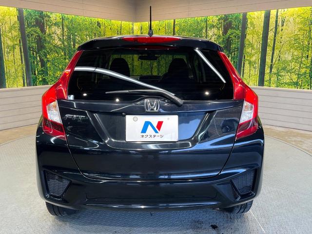 フィット １３Ｇ・Ｆパッケージ　純正ナビ　Ｂｌｕｅｔｏｏｔｈ　バックカメラ　スマートキー　ドラレコ　ＥＴＣ車載器　タッチパネル式オートエアコン　ブラックインテリア　１４インチアルミ　アイドリングストップ　ステアリングスイッチ　禁煙車（52枚目）