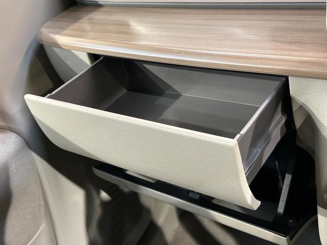 アルトラパン Ｘ　衝突軽減ブレーキ　ＳＤナビ　シートヒーター　スマートキー　アイドリングストップ　ＨＩＤヘッド　純正１４アルミ　ナノイー付きオートエアコン　オート格納ドアミラー　ワンオーナー（33枚目）