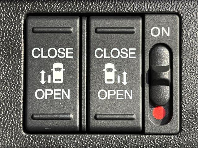 ステップワゴンスパーダ ｅ：ＨＥＶスパーダ　Ｇ　ホンダセンシング　衝突軽減　わくわくゲート　純正９型ナビ　バックカメラ　両側電動ドア　アダプティブクルーズ　Ｂｌｕｅｔｏｏｔｈ　ＥＴＣ　ドラレコ　ステリングスイッチ　ブレーキホールド　ＬＥＤ　純正１６アルミ　禁煙（4枚目）