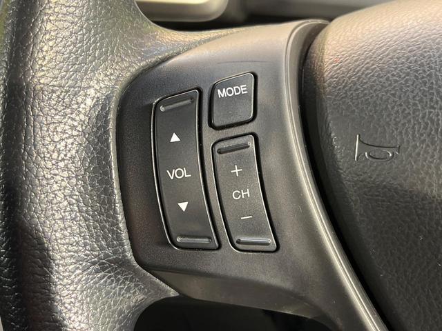 フリード Ｇ　ジャストセレクション　７人乗り　純正ナビ　バックカメラ　Ｂｌｕｅｔｏｏｔｈ　電動スライドドア　ドラレコ　ＥＴＣ　スマートキー　オートエアコン　ＨＩＤヘッド　純正１５アルミ　ステリングスイッチ　ワンオーナー（30枚目）