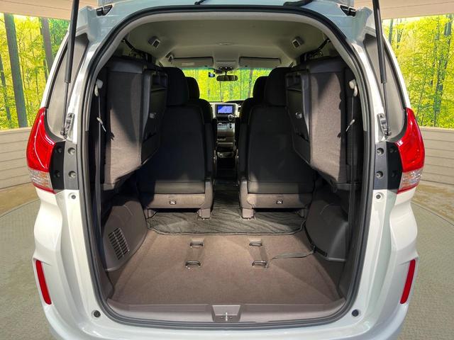 フリード Ｇ・ホンダセンシング　ホンダセンシング　ナビ　バックカメラ　両側電動ドア　アダプティブクルーズ　ＬＥＤヘッド　ドラレコ　ＥＴＣ　オートエアコン　スマートキー　車線逸脱警報　ステアリングスイッチ　禁煙車（12枚目）