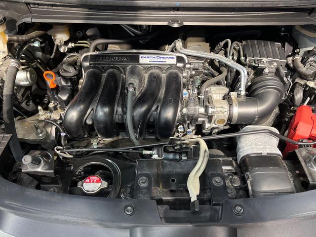 フリード Ｇ・ホンダセンシング　ホンダセンシング　ナビ　バックカメラ　両側電動ドア　アダプティブクルーズ　ＬＥＤヘッド　ドラレコ　ＥＴＣ　オートエアコン　スマートキー　車線逸脱警報　ステアリングスイッチ　禁煙車（18枚目）