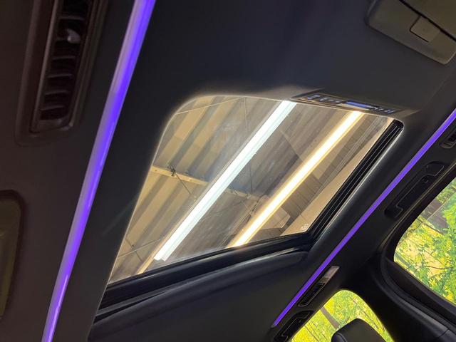 アルファード ２．５Ｓ　タイプゴールド　ツインサンルーフ　モデリスタエアロ　純正９型ディスプレイ　フリップダウン　バックカメラ　両側電動ドア　パワーバックドア　ハーフレザー　３眼ＬＥＤヘッド　純正１８アルミ　レーダークルーズ　ＥＴＣ　禁煙車（4枚目）