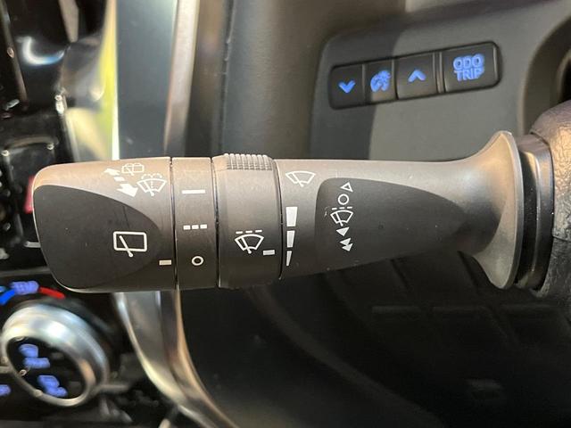 アルファード ２．５Ｓ　タイプゴールド　ツインサンルーフ　モデリスタエアロ　純正９型ディスプレイ　フリップダウン　バックカメラ　両側電動ドア　パワーバックドア　ハーフレザー　３眼ＬＥＤヘッド　純正１８アルミ　レーダークルーズ　ＥＴＣ　禁煙車（38枚目）