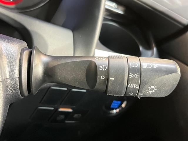 アルファード ２．５Ｓ　タイプゴールド　ツインサンルーフ　モデリスタエアロ　純正９型ディスプレイ　フリップダウン　バックカメラ　両側電動ドア　パワーバックドア　ハーフレザー　３眼ＬＥＤヘッド　純正１８アルミ　レーダークルーズ　ＥＴＣ　禁煙車（39枚目）