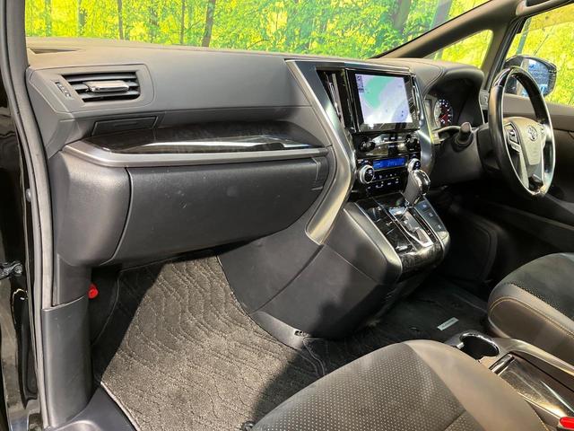 アルファード ２．５Ｓ　タイプゴールド　ツインサンルーフ　モデリスタエアロ　純正９型ディスプレイ　フリップダウン　バックカメラ　両側電動ドア　パワーバックドア　ハーフレザー　３眼ＬＥＤヘッド　純正１８アルミ　レーダークルーズ　ＥＴＣ　禁煙車（52枚目）