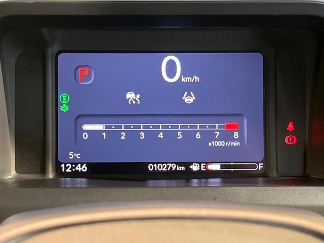 Ｎ－ＢＯＸ ベースグレード　ホンダセンシング　オーディオ　ＡＵＸ　ＵＳＢ　電動ドア　アダプティブクルーズ　電子パーキング　ブレーキホールド　ＬＥＤヘッド　オートエアコン　ステアリングスイッチ　アイドリングストップ　車線逸脱警報（22枚目）