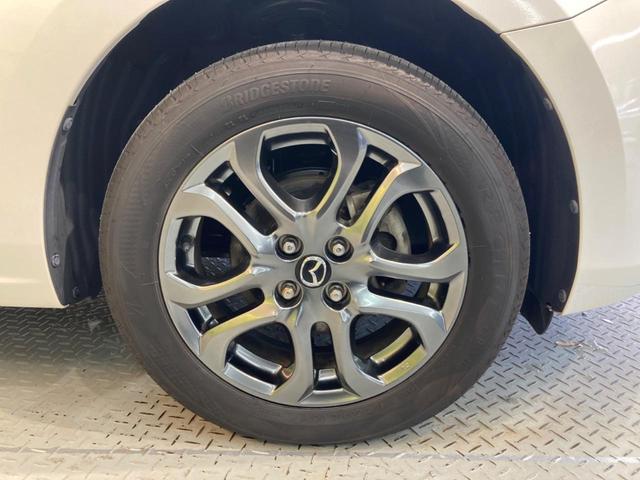 �y�����P�U�C���`�A���~�z�C�[���z�O�ςɃ}�b�`���������A���~�z�C�[���𑕒����Ă���܂��B�e��ЊO�A���~�z�C�[����A�X�^�b�h���X�^�C�����戵�����Ă���܂��B���񂲑��k����������