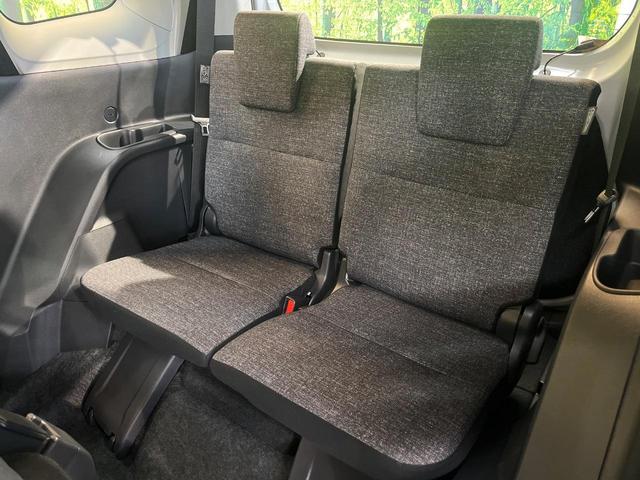 シエンタ Ｚ　７人乗り　衝突軽減　純正１０型ナビ　全周囲カメラ　ハンズフリー両側電動ドア　レーダークルーズ　ブラインドスポットモニター　ＬＥＤヘッド　革巻きステリング　ＥＴＣ　ＡｐｐｌｅＣａｒＰｌａｙ　禁煙車（53枚目）