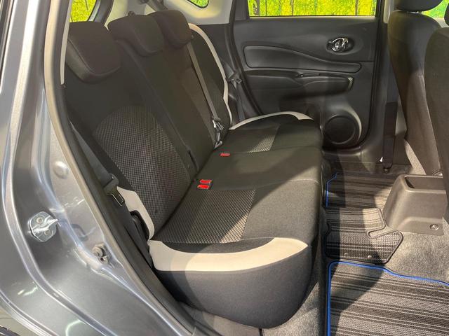 ノート ｅ－パワー　Ｘ　純正ナビ　エマージェンシーブレーキ　バックカメラ　ＥＴＣ　ドライブレコーダー　オートエアコン　ＬＥＤヘッドライト　プッシュスタート　トラクションコントロール　禁煙車　１４インチＡＷ（12枚目）