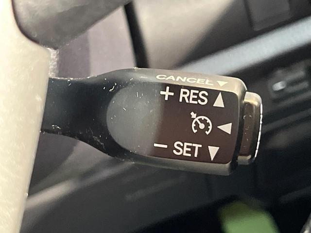 ヴォクシー ＺＳ　煌ＩＩＩ　衝突軽減　ＢＩＧ－Ｘ９型ナビ　バックカメラ　両側電動ドア　リアオートエアコン　クリアランスソナー　クルーズコントロール　ハーフレザー　ＬＥＤヘッド　純正１６アルミ　ＥＴＣ　ドラレコ　禁煙車（8枚目）