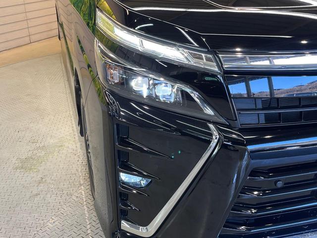 ヴォクシー ＺＳ　煌ＩＩＩ　衝突軽減　ＢＩＧ－Ｘ９型ナビ　バックカメラ　両側電動ドア　リアオートエアコン　クリアランスソナー　クルーズコントロール　ハーフレザー　ＬＥＤヘッド　純正１６アルミ　ＥＴＣ　ドラレコ　禁煙車（13枚目）