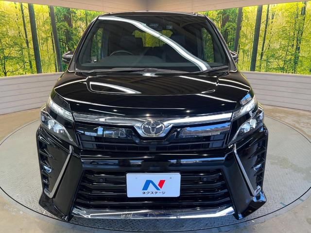 ヴォクシー ＺＳ　煌ＩＩＩ　衝突軽減　ＢＩＧ－Ｘ９型ナビ　バックカメラ　両側電動ドア　リアオートエアコン　クリアランスソナー　クルーズコントロール　ハーフレザー　ＬＥＤヘッド　純正１６アルミ　ＥＴＣ　ドラレコ　禁煙車（15枚目）